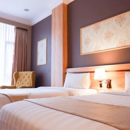 Horison Altama Pandeglang Hotel Ngoại thất bức ảnh